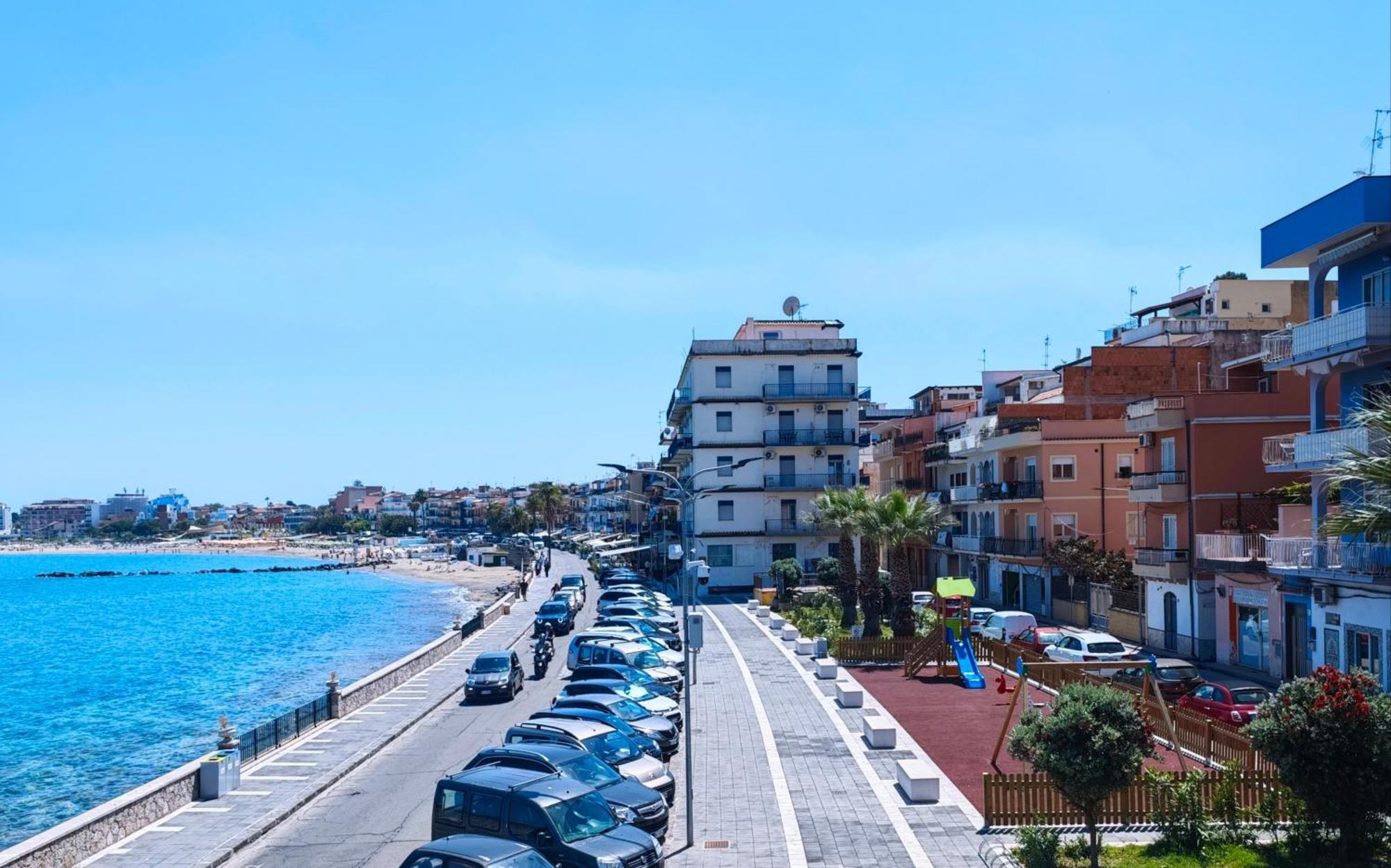 Super Panorama & Astonishing Apartment Seaview Giardini-Naxos Exterior foto